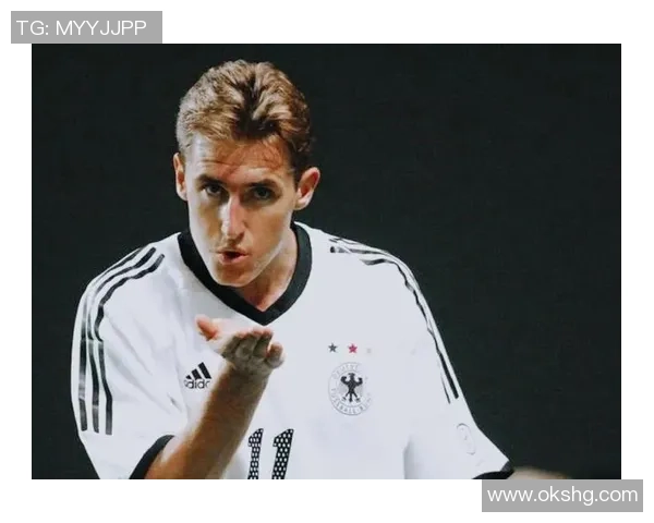 法国足球明星泽的传奇之路与辉煌成就揭秘 法国足球明星泽的传奇之路与辉煌成就揭秘