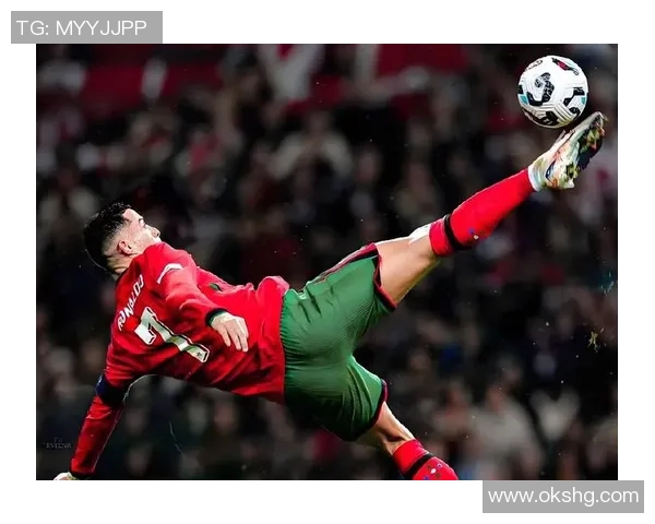 足球明星思朗的职业生涯与成就揭秘及其对足球的影响分析 足球明星思朗的职业生涯与成就揭秘及其对足球的影响分析